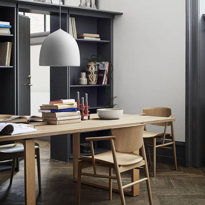 Candeeiro suspenso Nordic Suspence - Design minimalista e requintado