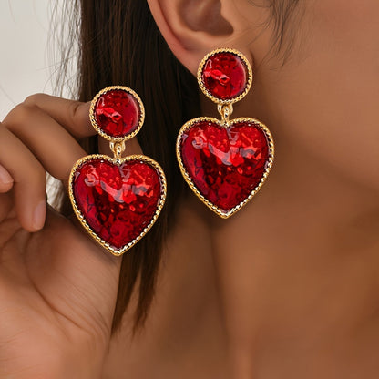 Rosa | Boucles d'oreilles pendantes cœur rouge chic