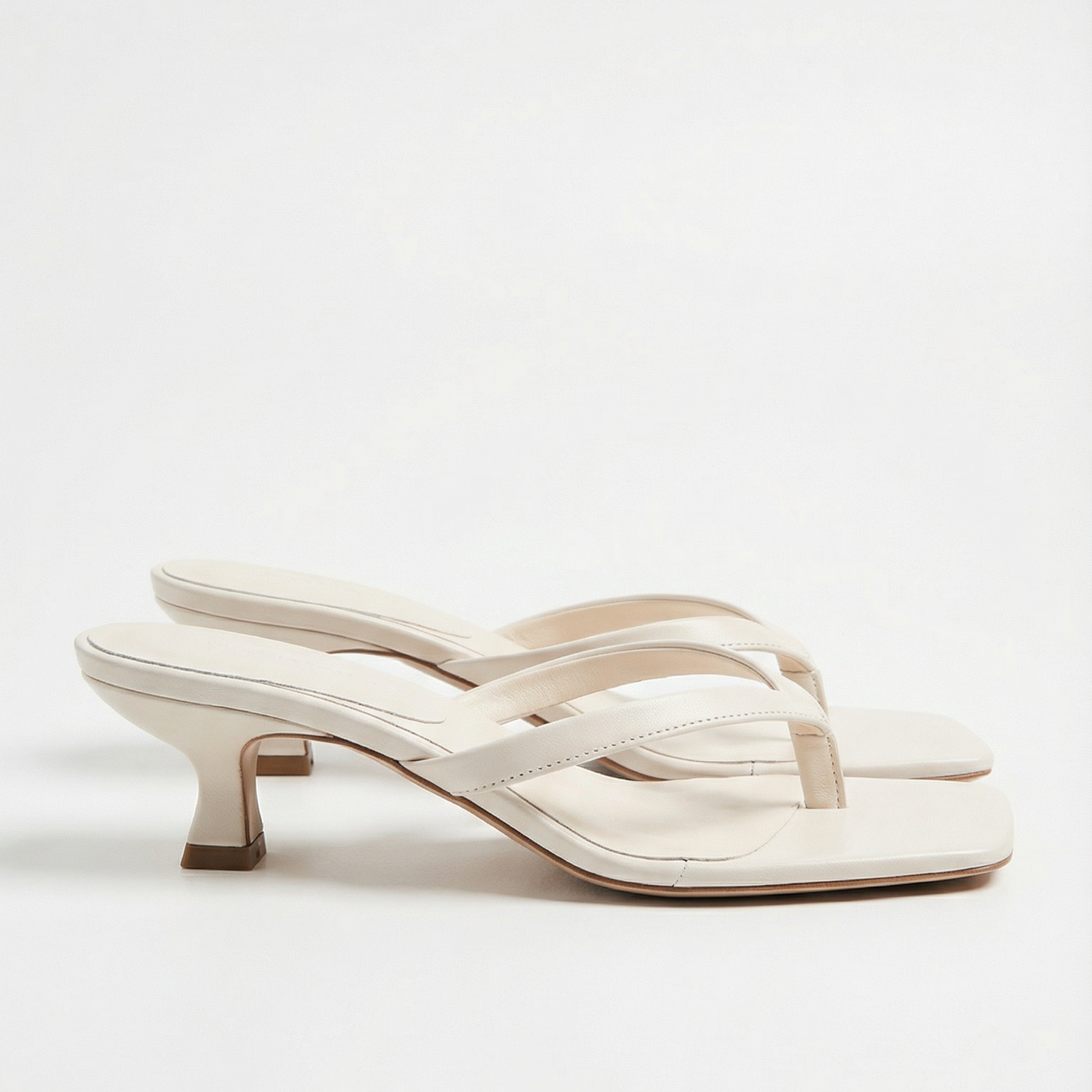 Sandalo da donna con tacco basso – Casual