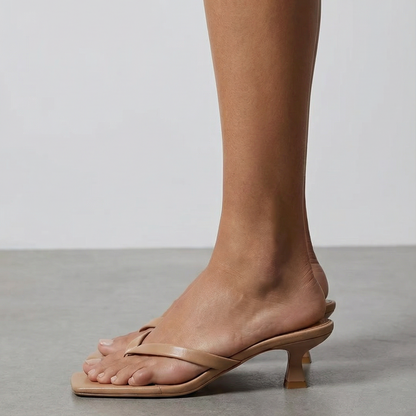 Sandalo da donna con tacco basso – Casual