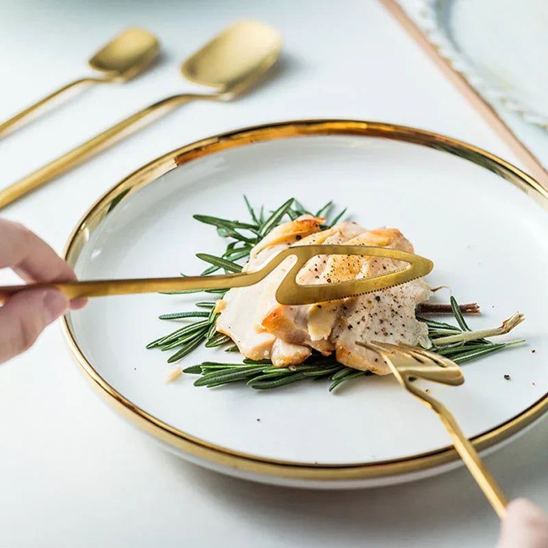 Luxuriöses Besteckset aus Edelstahl mit ausgeschnittenem Skelettdesign - zeitgemäßes Design - außergewöhnliche Stabilität