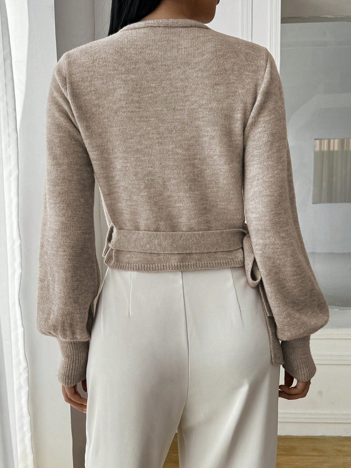 Stylish Knitted Wrap Croptop with V-Neck and Tie Belt