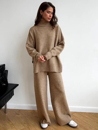 Warm Oversized Knitted Ladies Loungewear Set with Turtleneck and Wide Trousers