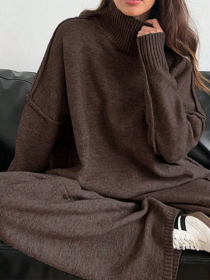Warm Oversized Knitted Ladies Loungewear Set with Turtleneck and Wide Trousers