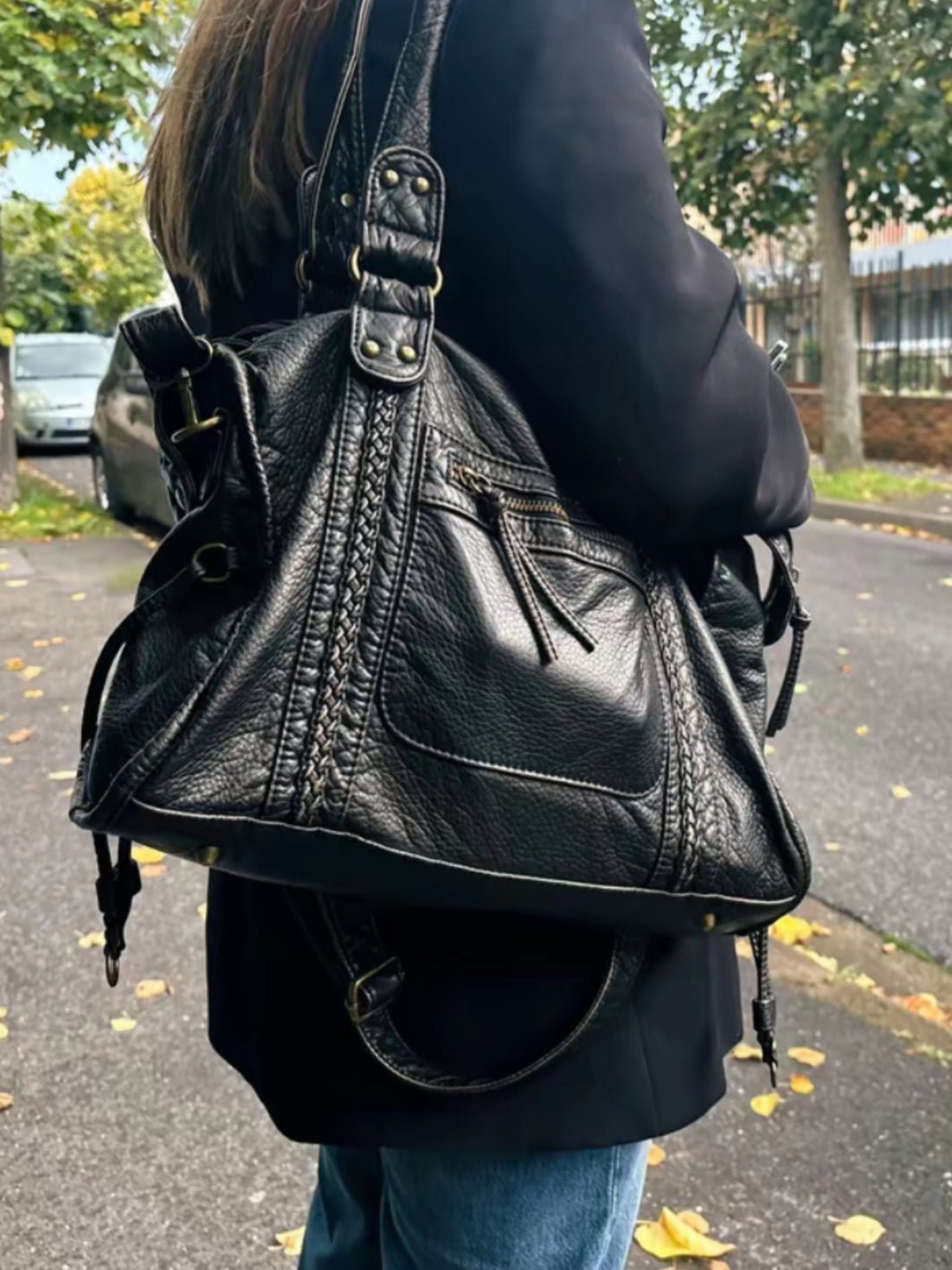 Ladies' Spacious Handbag with Adjustable Shoulder Strap and Zip