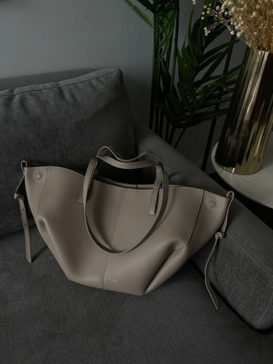 Elegance-draagtas – Luxe damestas met veel opbergruimte