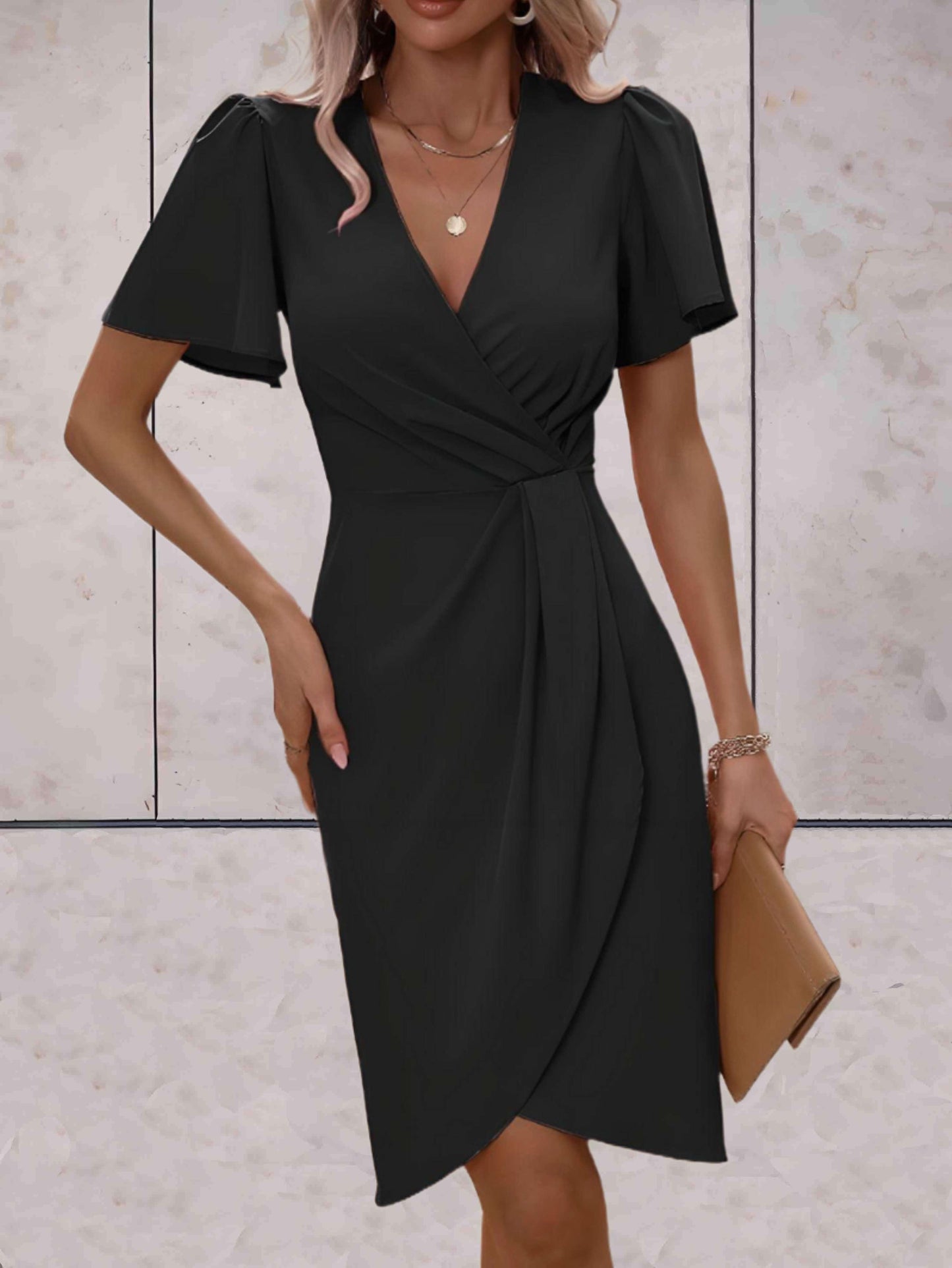 Sophie | Robe ajustée avec col en V et effet portefeuille