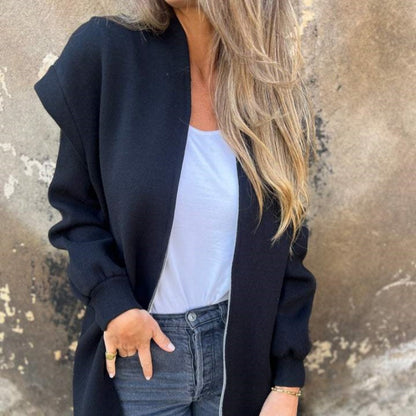 Giacca primaverile da donna con cerniera e vestibilità casual