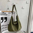 Oversized canvas schoudertas voor dames met duurzaam ontwerp