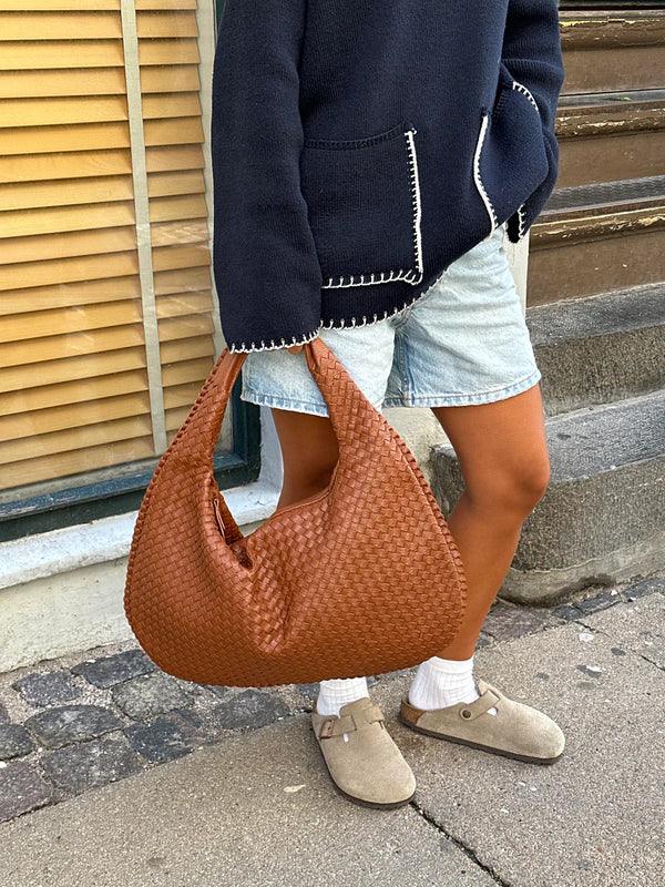 Woven Handbag in Vegan Leather