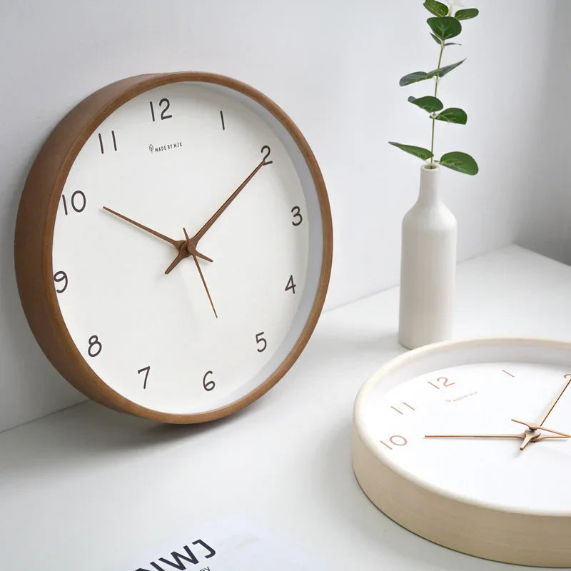 TimelessWood - minimalistinen massiivipuinen seinäkello - ainutlaatuinen muotoilu
