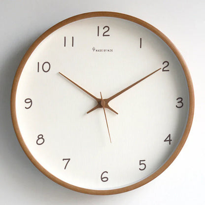 TimelessWood - minimalistinen massiivipuinen seinäkello - ainutlaatuinen muotoilu