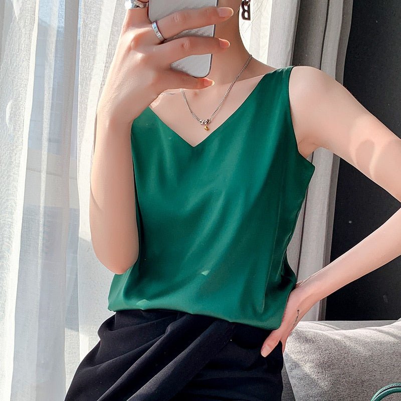 Satin Look Tank Top with V-Neck and Loose Fit
