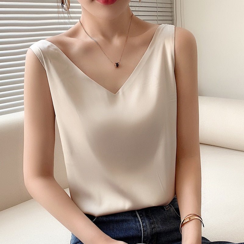 Satin Look Tank Top with V-Neck and Loose Fit