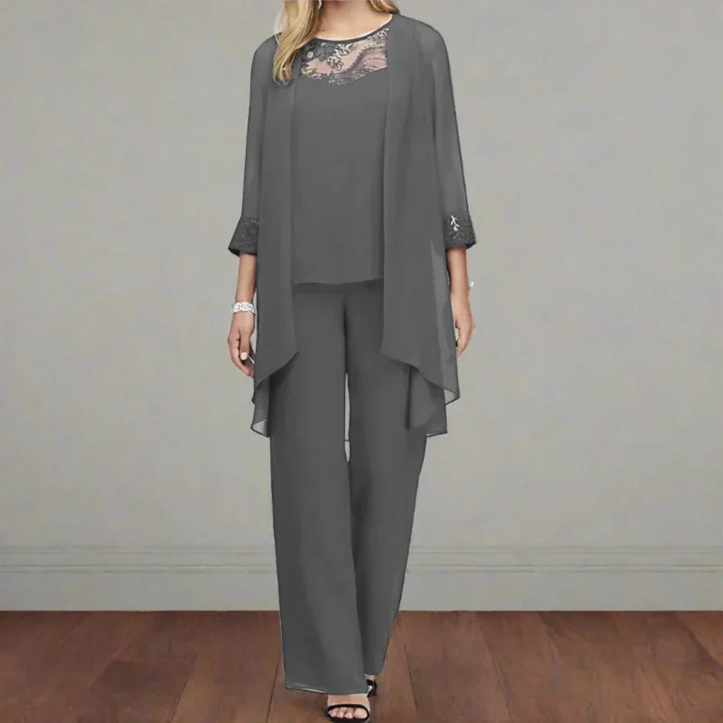 Completo da donna a due pezzi