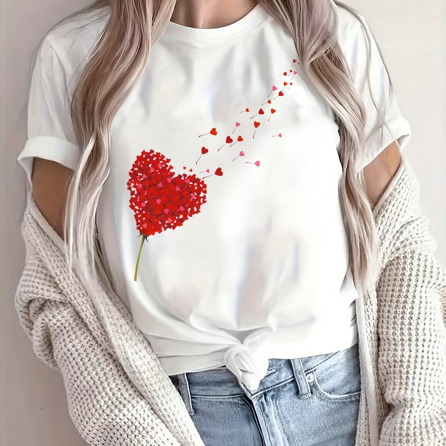 Valentina | T-shirt mignon et romantique avec des cœurs roses et des fleurs