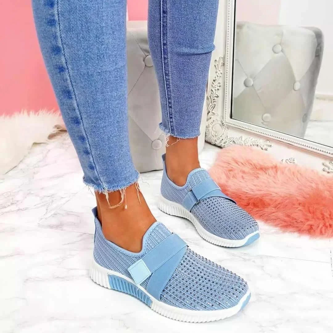 Gwen – Elegant T-Strap Flats for Women