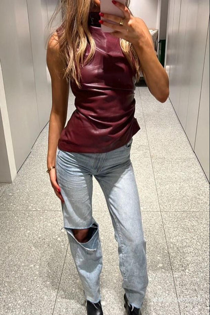 Top senza maniche effetto pelle con collo alto da donna