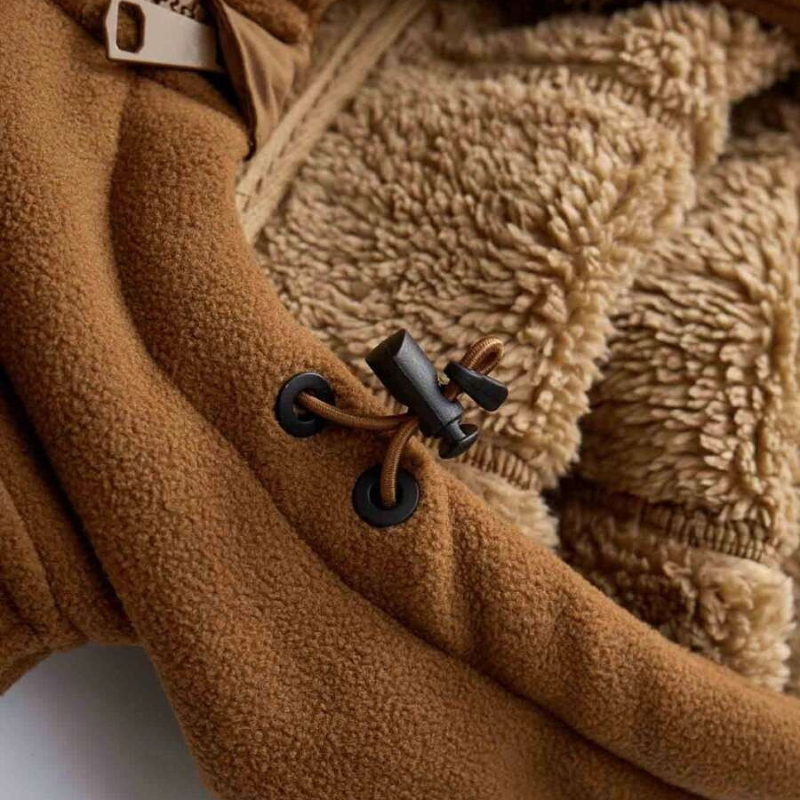 Chaqueta de hombre FleeceShield con capucha – Cálida, cómoda y práctica